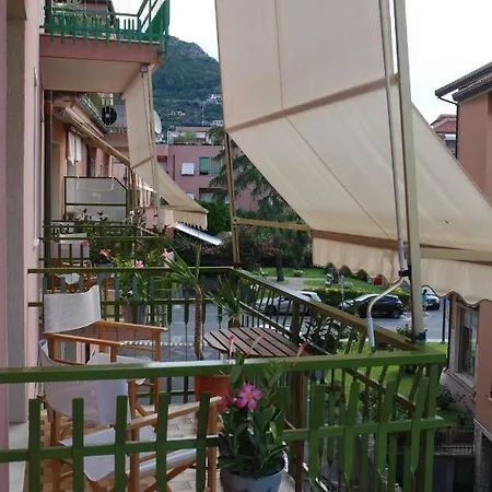 Varavi Affittacamere * Borgio Verezzi